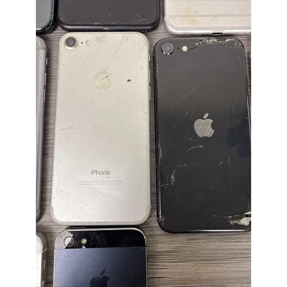 Lot Of 17 Genuine iPhones For Parts From iPhone 5‎ And Up